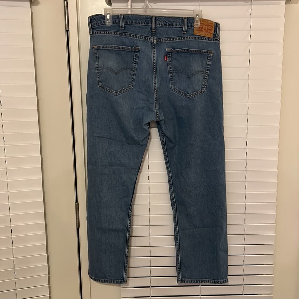 Men’s Levi Jeans - Picture 6 of 7